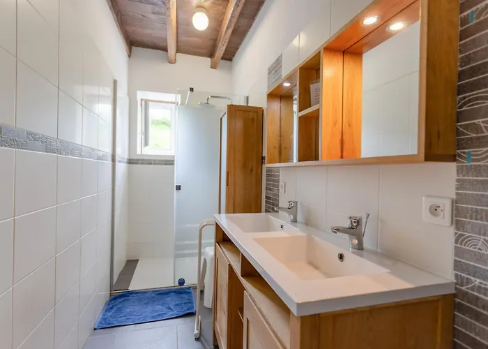 Etxaluzenea * Saint-Etienne-de-Baigorry